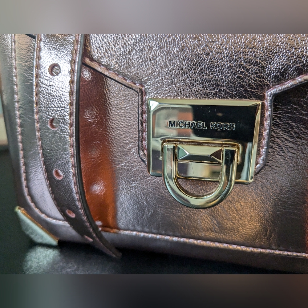 Michael Kors Pink Metallic Shoulder Satchel Messenger Purse Bag NWOT - Picture 4 of 13